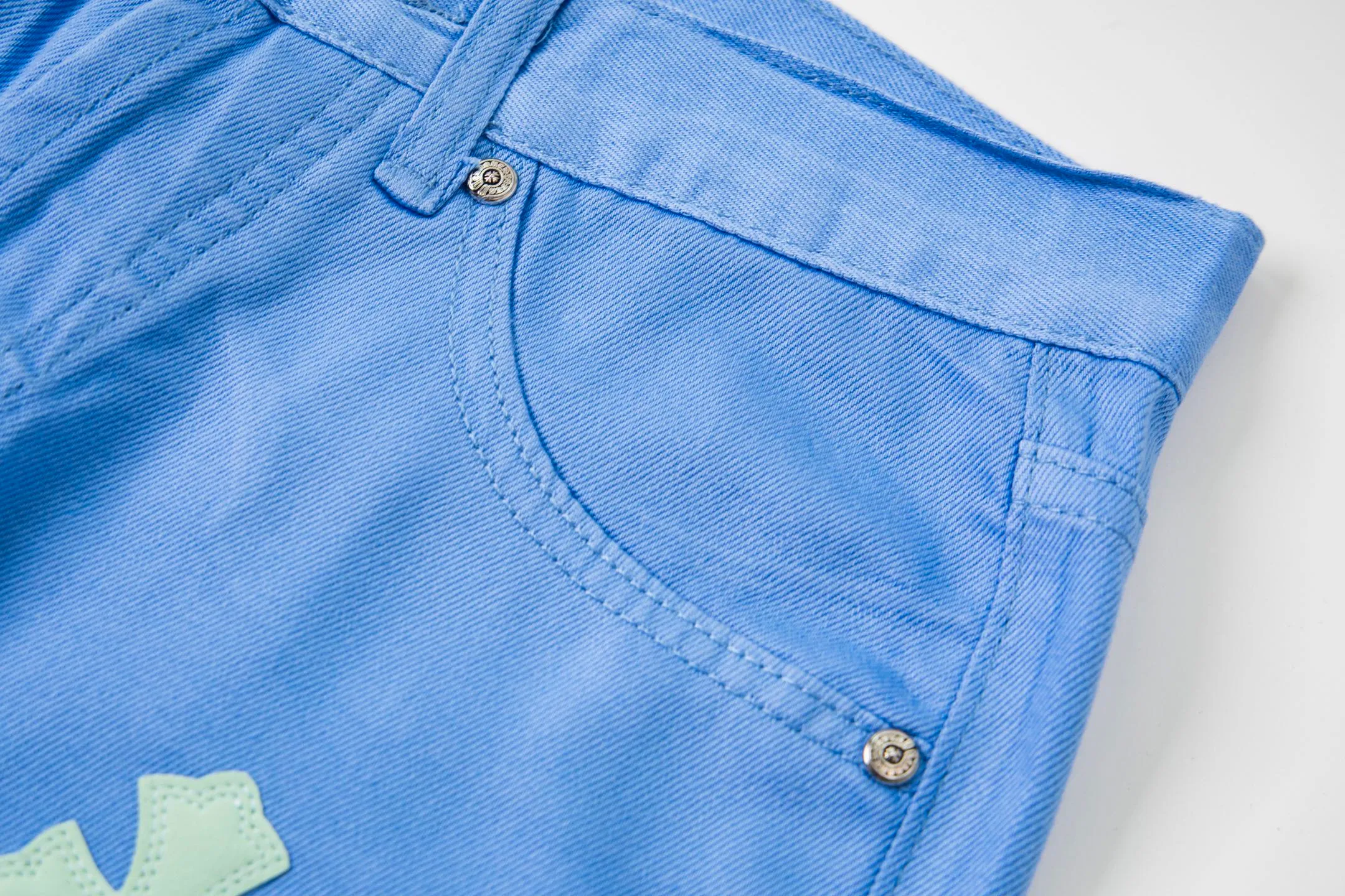 P270 CHROME HEARTS 25ss dopamine light blue cross patch leather washed jeans - Full of exploring the ultimate in fashion, Chrome Hearts' new Chrome Hearts pants not only present a unique style, the fresh ice blue color looks particularly youthful and energetic. The mid-high waist design is paired with a lazy and casual style, which not only shows long legs but also maintains a casual feel. It is a must-have fashion choice for trendy men and trendy women. Style number: 1752# Color: Dopamine light blue Size: 28 30 32 34